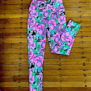 Lilly Pulitzer Luxletic pants bright stretch floral